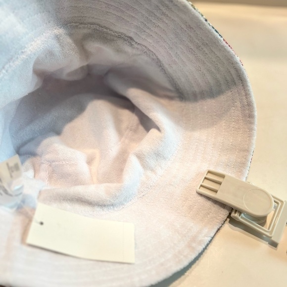 New Jenni Reversible Terry Cloth Hat, vacation, summer beach - Picture 7 of 7